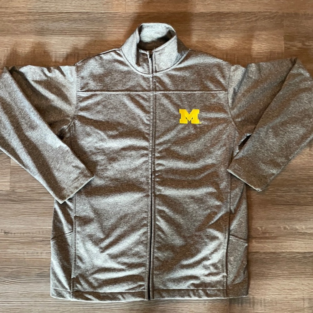 Michigan zip up jacket!